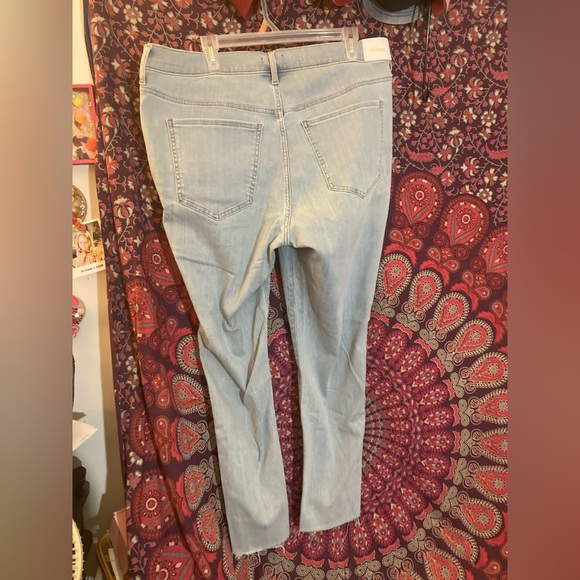 NWOT- Express Light Blue Women's Jeans - Picture 2 of 7